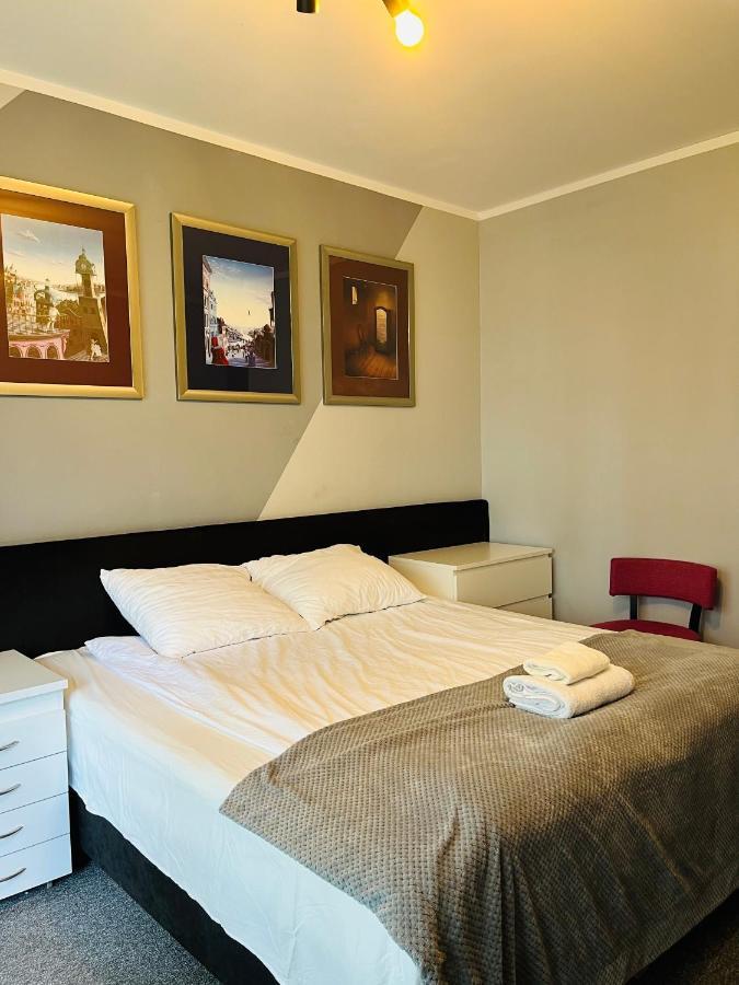 Airport Comfy Guest Home Varşova Dış mekan fotoğraf