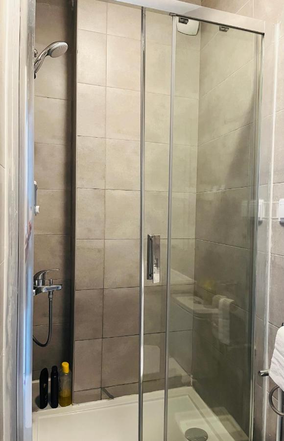 Airport Comfy Guest Home Varşova Dış mekan fotoğraf