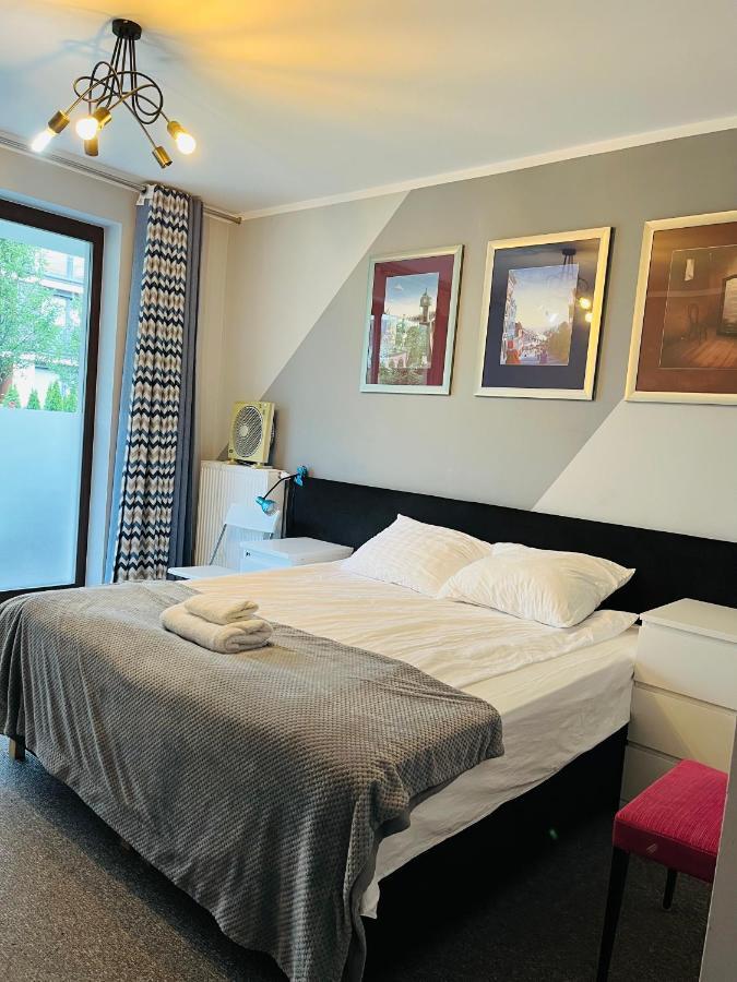 Airport Comfy Guest Home Varşova Dış mekan fotoğraf
