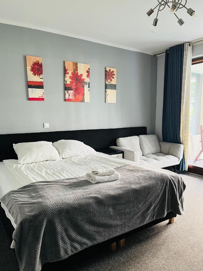Airport Comfy Guest Home Varşova Dış mekan fotoğraf