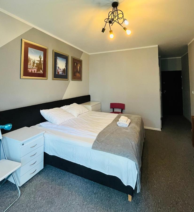 Airport Comfy Guest Home Varşova Dış mekan fotoğraf